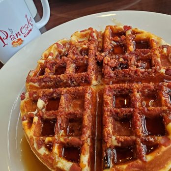 Pancake Café Wrigleyville | Breakfast, Brunch, & Lunch - GF Bacon Waffle - Bars Near Me - Chicago, Illinois