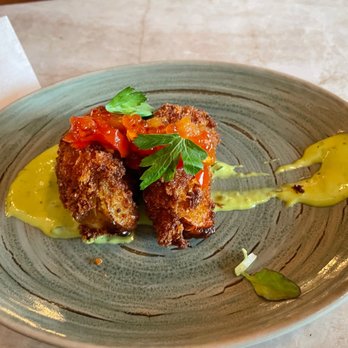 Red Rooster Overtown - Fried Green Tomatoes - Cocktail Bars Near Me - Miami, Florida Red Rooster Overtown - Fried Green Tomatoes - Cocktail Bars Near Me - Miami, Florida