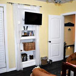 Le Chateau Jolie - Media area in Bunk Room
