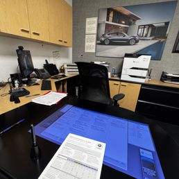 Finance manager with the super cool virtual table