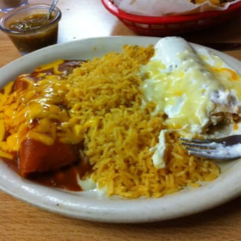 El Taquito Cafe - $5.50 lunch special includes iced tea. Yum - Tex-Mex Near Me - Dallas, Texas