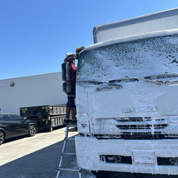 Gonzalez Car Wash & Detailing - Car Wash Near Me - Compton, California Gonzalez Car Wash & Detailing - Car Wash Near Me - Compton, California
