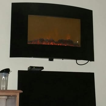 Villa Franca Inn - This was a first for me, a wall mounted fireplace that warmed the room just right. - Hotels Near Me - Monterey, California Villa Franca Inn - This was a first for me, a wall mounted fireplace that warmed the room just right. - Hotels Near Me - Monterey, California