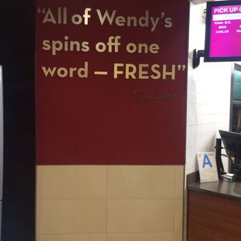 Wendy's - Fast Food Near Me - Burbank, California
