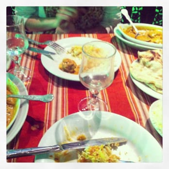 Vallée du Kashmir - Poulet au curry - Indian Near Me - Paris, 75 Vallée du Kashmir - Poulet au curry - Indian Near Me - Paris, 75