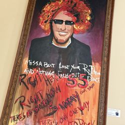 Divine Custom Frame - Lots of quirky art in every corner