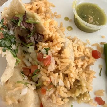 Laberinto de Humo - The burrito rice ratio, this was the 4th quarter of my super dry burrito - Mexican Near Me - Newark, California Laberinto de Humo - The burrito rice ratio, this was the 4th quarter of my super dry burrito - Mexican Near Me - Newark, California