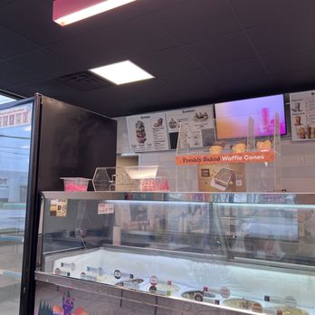 Baskin-Robbins - Ice Cream & Frozen Yogurt Near Me - North Olmsted, Ohio Baskin-Robbins - Ice Cream & Frozen Yogurt Near Me - North Olmsted, Ohio