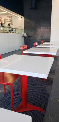 Vinny’s by null
