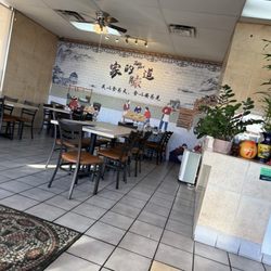 Brothers Noodles - Dinning area