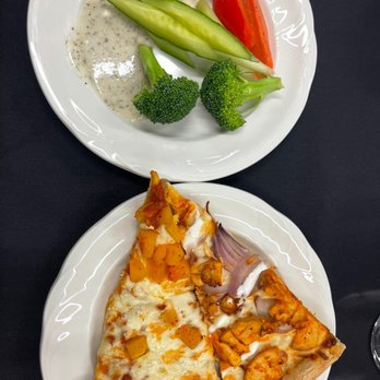 Edmonton Convention Centre - Flatbread pizza (squash pizza and bbq chicken pizza), fresh veggies! - Venues & Event Spaces Near Me - Edmonton, Alberta Edmonton Convention Centre - Flatbread pizza (squash pizza and bbq chicken pizza), fresh veggies! - Venues & Event Spaces Near Me - Edmonton, Alberta