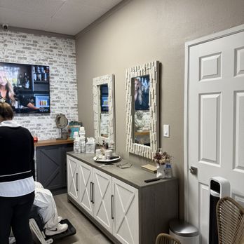 Maria Eyebrow Threading - Eyebrow Services Near Me - National city , California