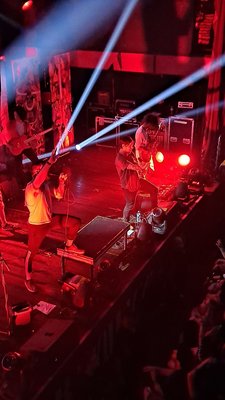 Revolution Live by null