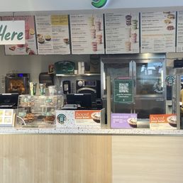 Jamba Juice manager's customer service, horrribal!