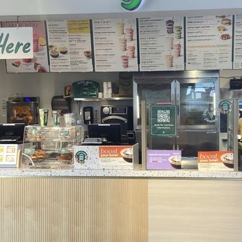 Jamba - Jamba Juice manager's customer service, horrribal! - Juice Bars & Smoothies Near Me - Galt, California