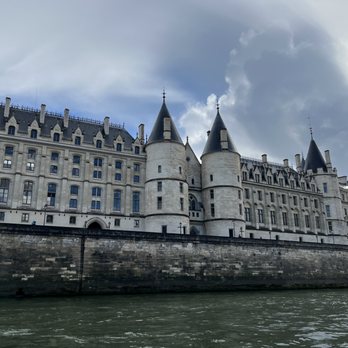 Vedettes de Paris - Boat Tours Near Me - Paris, 75