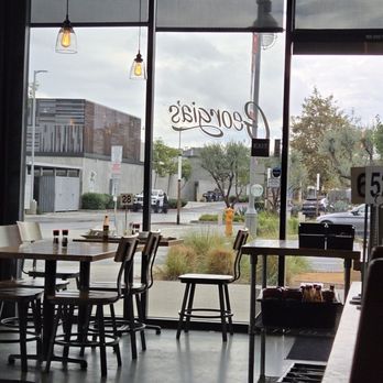 Georgia's Restaurant - Soul Food Near Me - Long Beach, California