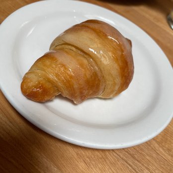 Cheddar's Scratch Kitchen - Honey Butter Croissants - Comfort Food Near Me - Goodyear, Arizona Cheddar's Scratch Kitchen - Honey Butter Croissants - Comfort Food Near Me - Goodyear, Arizona
