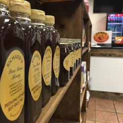 Grinds Coffee - Local 24oz Richards Honey here at Grinds! Glass jar or Squeeze Bottle