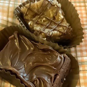 Kneaders Bakery & Cafe - Mmmm brownies! - Bakeries Near Me - Henderson, Nevada