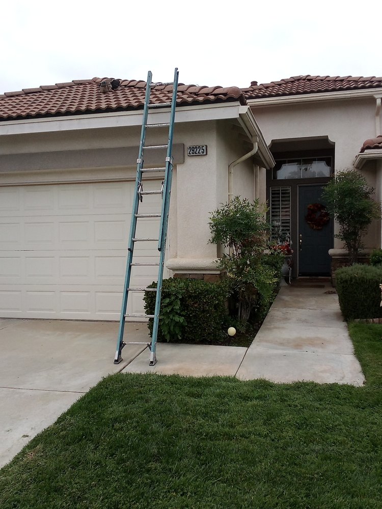 Slide of Latchford Roofing