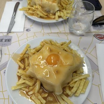 Café Santiago - Francesinha Santiago - Cafes Near Me - Porto, 13 Café Santiago - Francesinha Santiago - Cafes Near Me - Porto, 13