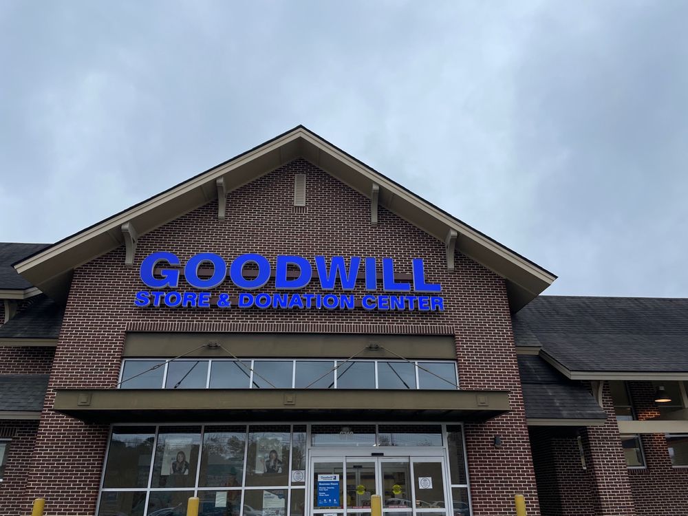 GOODWILL THRIFT STORE & DONATION CENTER Updated September 2024 14