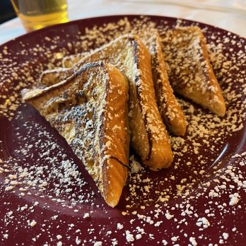 Café Locale - French toast - Breakfast & Brunch Near Me - Attleboro, Massachusetts