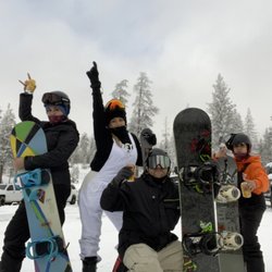 Above and Beyond Sports - Ski and helmet rentals