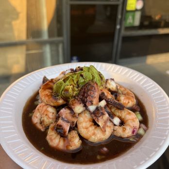 Sushi Y Mariscos Que Rollo - Cocido y pulpo negro - Seafood Near Me - Northridge, California Sushi Y Mariscos Que Rollo - Cocido y pulpo negro - Seafood Near Me - Northridge, California