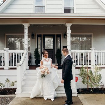 Christinna's Bridal - Bridal Near Me - Seattle, Washington Christinna's Bridal - Bridal Near Me - Seattle, Washington