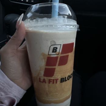 LA Fit Block - Peanut butter shake - Juice Bars & Smoothies Near Me - Pasadena, California