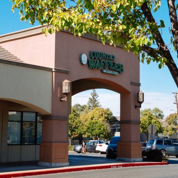 Country Waffles - front entrance - Breakfast & Brunch Near Me - Livermore, California