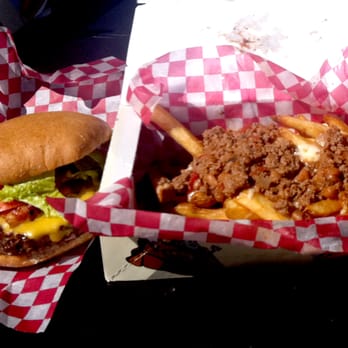 Lone Pine Pizza And More - Burger and Chili Fries - Pizza Near Me - Fort Walsh, Saskatchewan Lone Pine Pizza And More - Burger and Chili Fries - Pizza Near Me - Fort Walsh, Saskatchewan