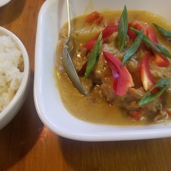 Mercel's Bake Shop - Chicken curry - Filipino Near Me - Pinellas Park, Florida