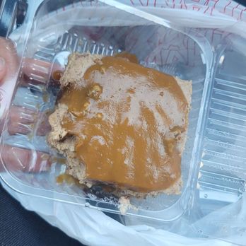 VegainzLA - Mango Cheesecake - Vegan Near Me - Inglewood, California VegainzLA - Mango Cheesecake - Vegan Near Me - Inglewood, California