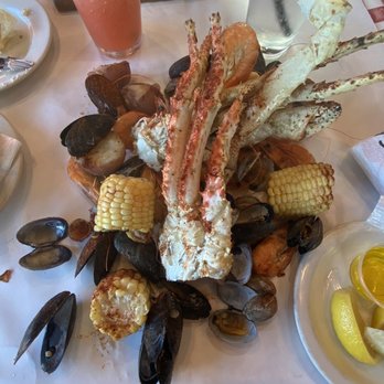 The Crab Pot - Seafood broil - Seafood Near Me - Long Beach, California The Crab Pot - Seafood broil - Seafood Near Me - Long Beach, California