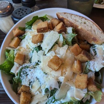 Arte Pizza - Small Caesar (not small at all; totally shareable) - Pizza Near Me - Fernandina Beach, Florida