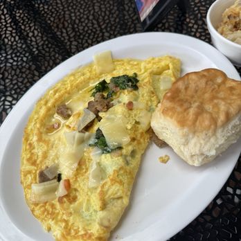 SideKicks Cafe - Cafes Near Me - Madison, Tennessee