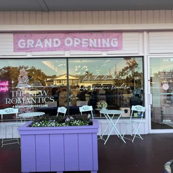 The New Romantics - Gorgeous storefront - Bookstores Near Me - Orlando, Florida The New Romantics - Gorgeous storefront - Bookstores Near Me - Orlando, Florida