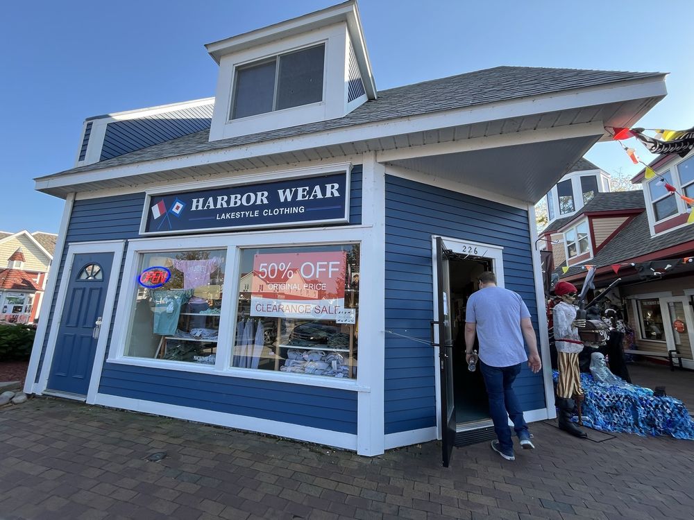 Harbor Wear Logo