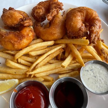 Cutters Crabhouse - Shrimp and chips - Seafood Near Me - Seattle, Washington Cutters Crabhouse - Shrimp and chips - Seafood Near Me - Seattle, Washington