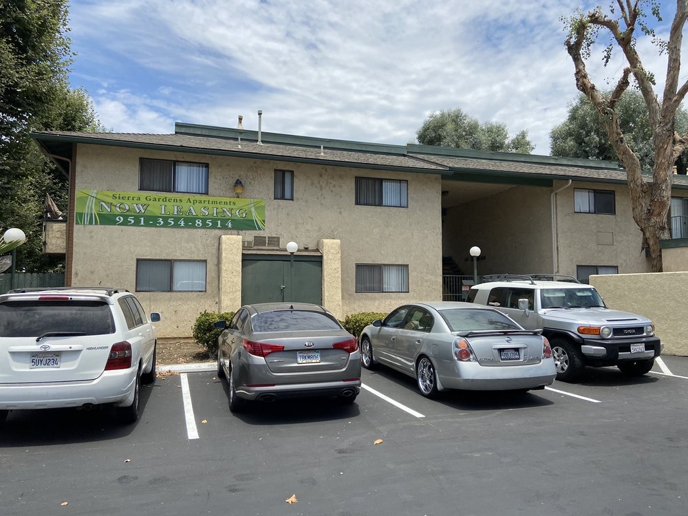 SIERRA GARDENS Updated September 2024 29 Photos 3915 La Sierra