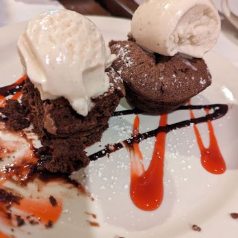 La Tavolata - Flowerless Chocolate Cake - Italian Near Me - Artesia, California