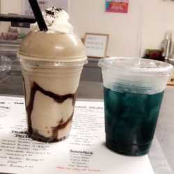 Elevate Nutrition - Shake and tea combo!