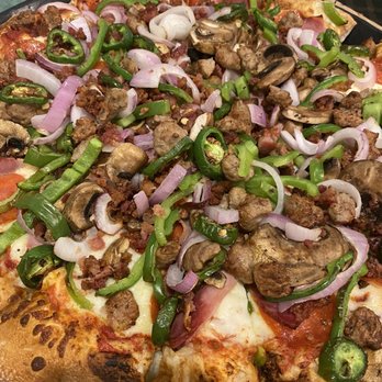 Lamppost Pizza Orange - Pizza Near Me - Orange, California