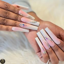 Elegants Nails And Spa