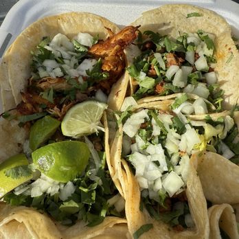 El Chido Taqueria - Street tacos - Mexican Near Me - New Hope, Minnesota