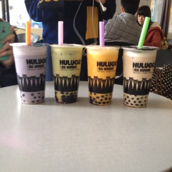Hulucat Tea House - Some drinks me an my friends bought (from left to right) taro, Japanese green tea, rock-melon, original milk tea all with pearl - Coffee & Tea Near Me - Auckland, AUK