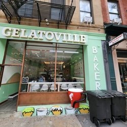 Gelatoville - Front of store